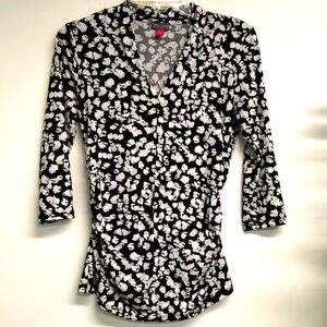 Vince Camuto Top